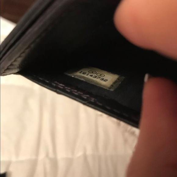 Chanel Credit card case with classic silver CC log - Picture 6 of 8